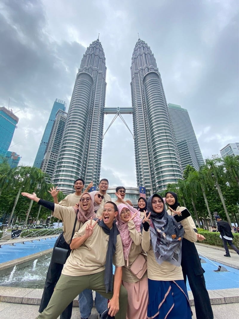 Achievement Trip — Twin Tower Malaysia